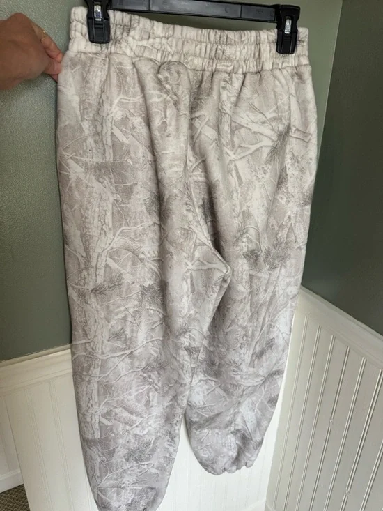Comfrt Brand New White Birch Soft Joggers Size Medium - Picture 5 of 7